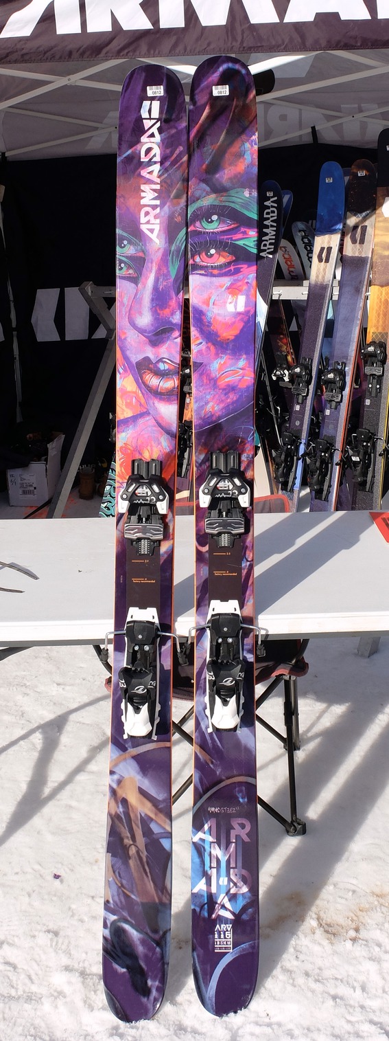 skis armada tracer